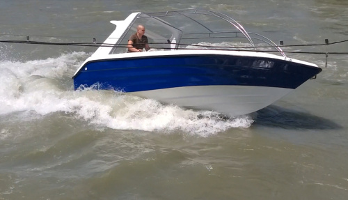 Стеклопластиковый катер КАСАТКА PRO 650